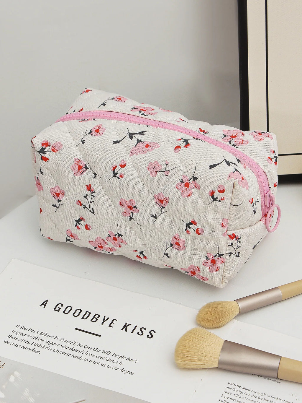 Portable Student Cosmetic Brush Storage Bag High Aesthetic Value Zipper Stationery Accessories Cotton Fabric Leisure Travel Bag